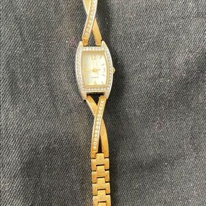Vintage Elegant Gold Women's Watch